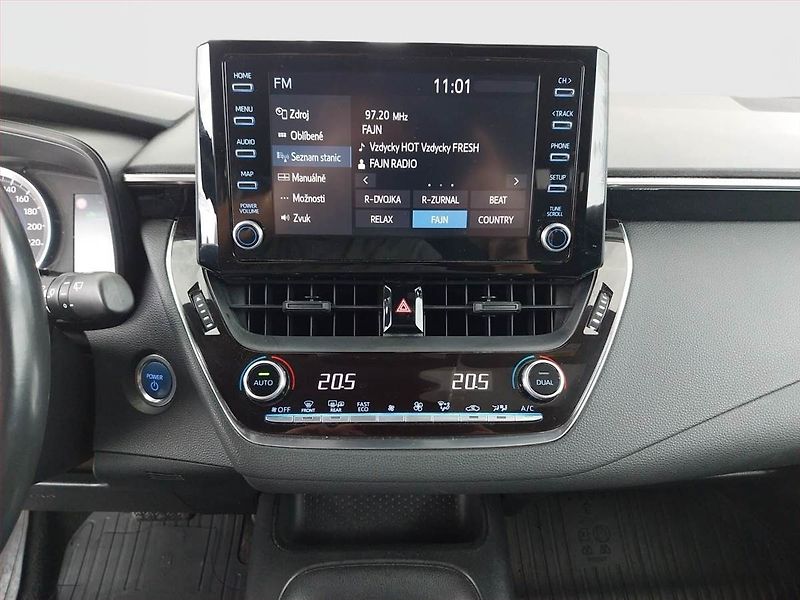 Toyota Corolla (2019) 1.8 Hybrid, Automat - fotka 12 z 19