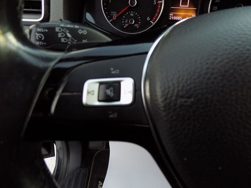 Volkswagen Amarok (2019) 3.0TDI/4-M/AT/Full-Led/NAVI/ - fotka 25 z 38