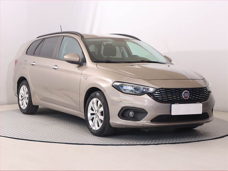Fiat Tipo (2018) 1.4 16V, Serv.kniha, Tempomat - fotografie inzerátu