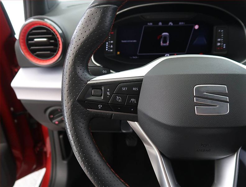 Seat Arona (2025) FR 1.0 TSI - fotka 18 z 21