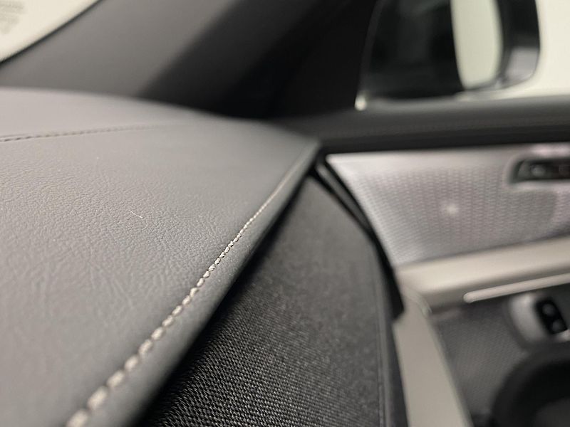 Volvo XC90 (2025) T8 AWD RECHARGE BLACK EDITION  - fotka 37 z 80