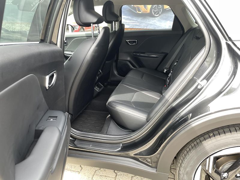 Kia K4 Sportswagon (2026) 1,6T-GDi 7DCT TOP  Sound / A17 - fotka 26 z 32