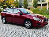 Volvo V60 2.0D4 5VÁLEC SERVISKA TAŽNÉ - náhled 9