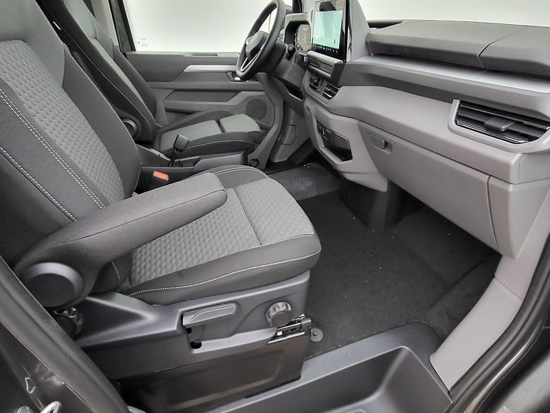 Volkswagen Caravelle (2025) Life 2,0 TDI 8AUT DR- nové - fotka 10 z 26
