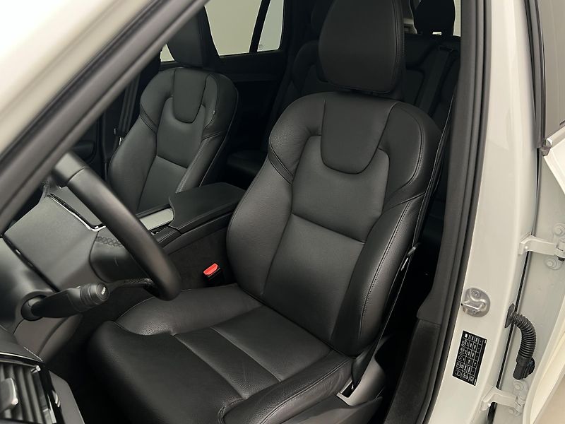 Volvo XC90 B5 AWD BRIGHT PLUS AUT 7 MÍST - fotka 18 z 49