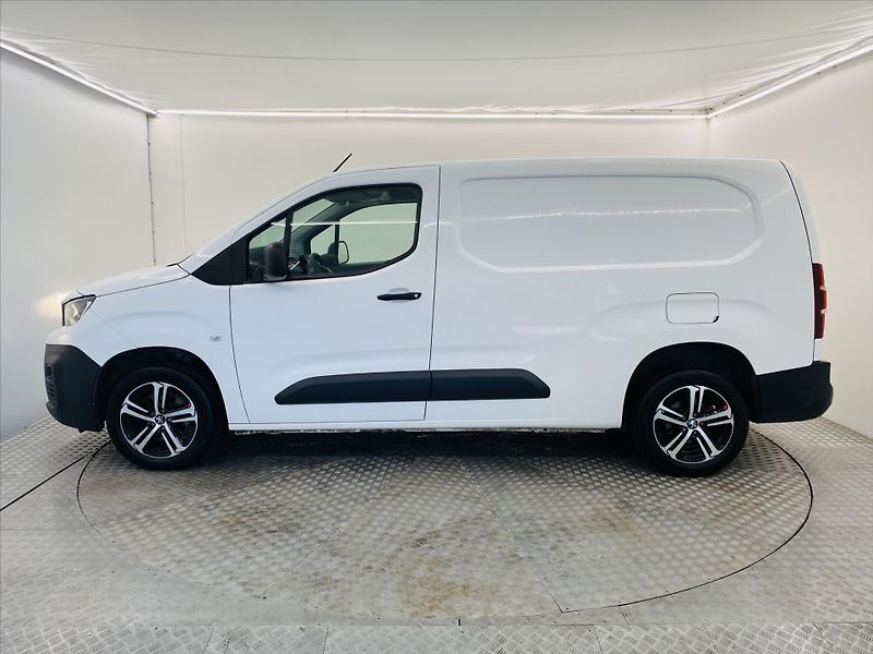Peugeot Partner 1,5 HDi 75kW L2 - fotka 3 z 20