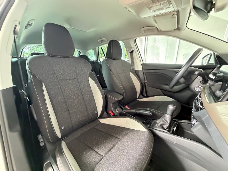 Škoda Scala (2020) Style 1.0 TSI / 85 kW M6 - fotka 24 z 25