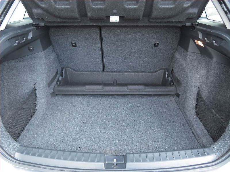 Seat Ibiza (2016) 1.2 TSI, Serv.kniha - fotka 13 z 16