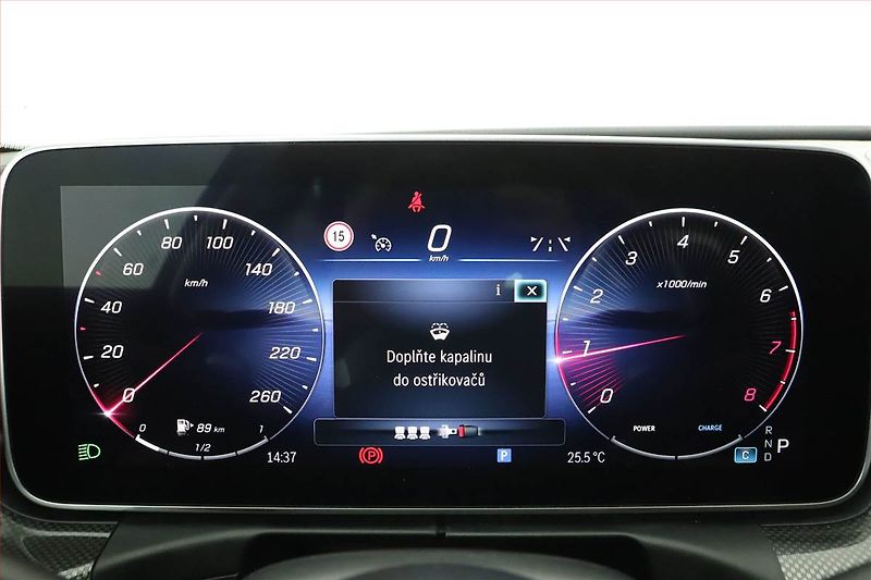 Mercedes-Benz Třídy C (2024) C 300 4MATIC - fotka 8 z 19
