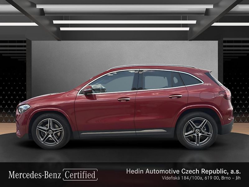 Mercedes-Benz GLA 200 d 4M AMG - fotka 2 z 27
