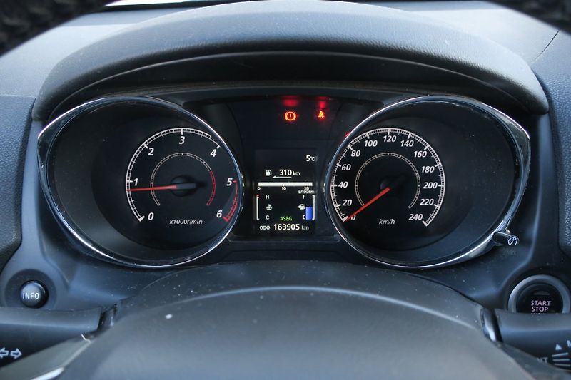 Mitsubishi ASX (2015) INTENSE+ 1.6 DI-D 4WD - fotka 19 z 50