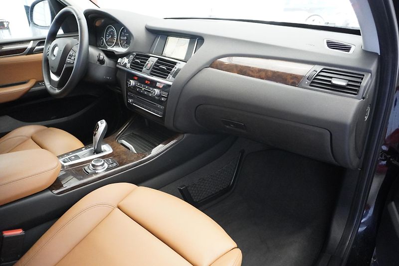 BMW X3  2,0 XDRIVE28I AUT. - fotka 28 z 29
