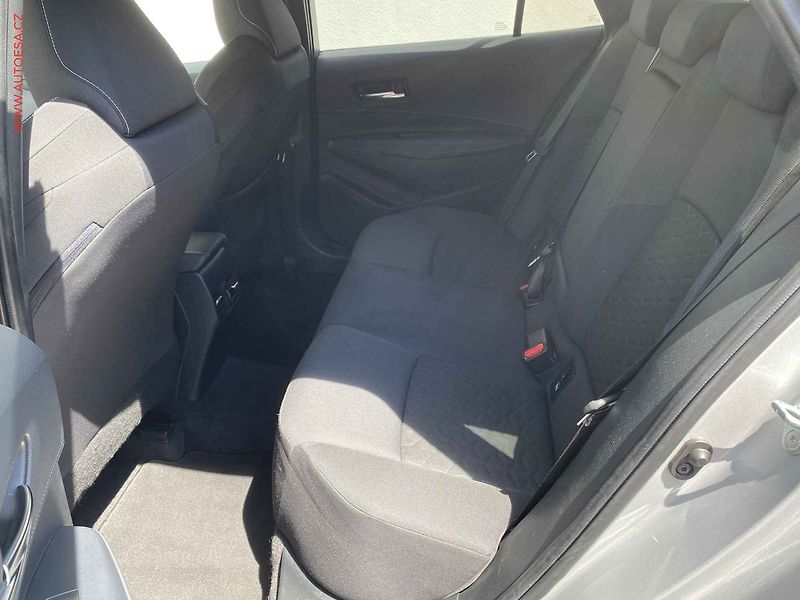 Toyota Corolla (2019) 1.2 T, ČR, Style - fotka 10 z 17