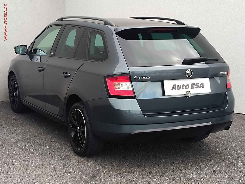 Škoda Fabia (2018) 1.0 TSi, Monte Carlo, panor - fotka 6 z 19