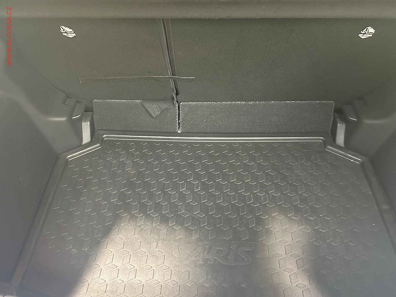 Toyota Yaris (2023) 1.5VVT-i, ČR, LED, AC - fotka 7 z 16