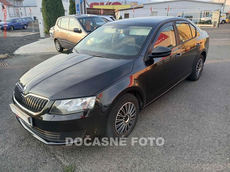 Škoda Octavia (2014) 1.2 TSI, ČR, servis.kniha, AC - fotka 1 z 3