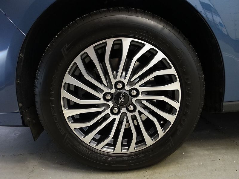 Ford S-MAX 110 kw, manuál, LED světlomety - fotka 32 z 38