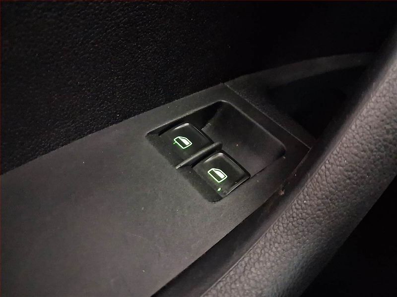 Škoda Octavia (2013) 1.2 TSI - fotka 16 z 17