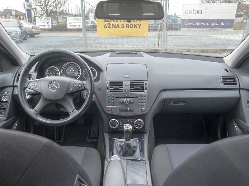 Mercedes-Benz Třídy C (2009) 200CDI man – 2x ALU kola - fotka 12 z 46