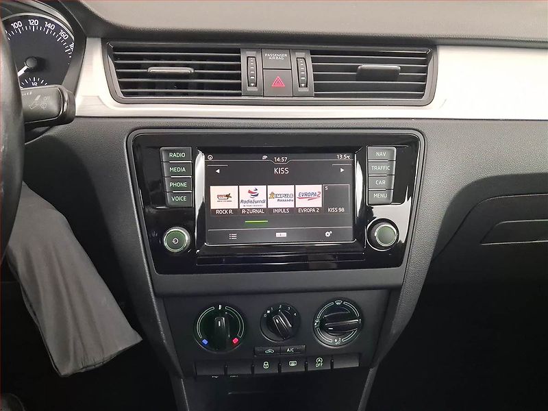 Škoda Rapid (2017) 1.2 TSI, Navi - fotka 12 z 19
