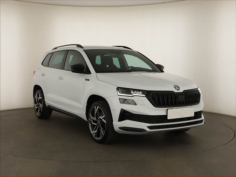 Škoda Karoq (2025) 1.5 TSI, Sportline, Navigace - fotka 1 z 17