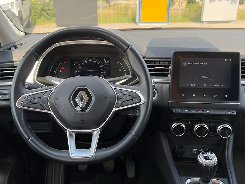 Renault Captur (2021) 1,0 TCe INTENSE - fotka 11 z 22