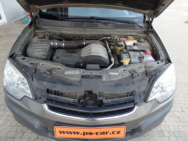 Opel Antara 2.2 CDTI 4x4 KLIMA, 10xAIRBAG  - fotka 12 z 13