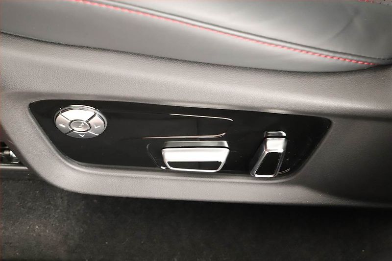 Dongfeng T5 EVO (2024) 1.5 Turbo - fotka 13 z 17
