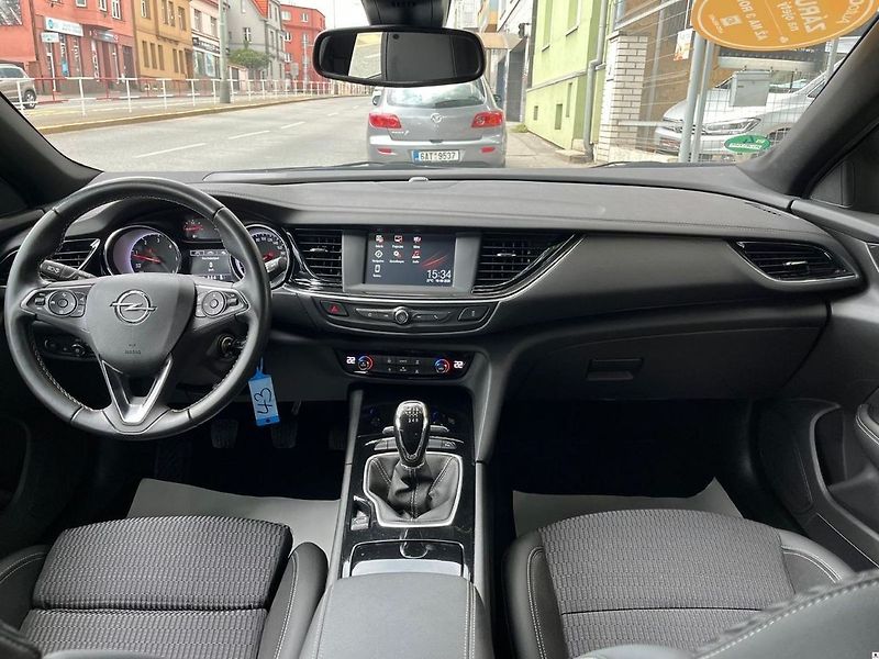 Opel Insignia 2.0CDTi/128KW/2022/SPORTS TOUR - fotka 17 z 50