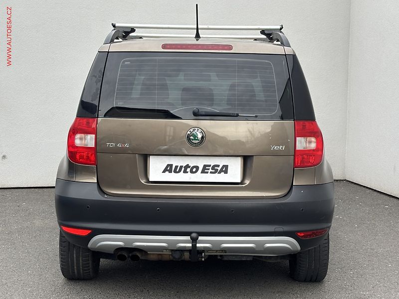 Škoda Yeti (2011) 2.0tdi 4x4, ČR, AC, výhřev - fotka 5 z 16