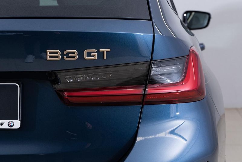 ALPINA B3 GT Touring - fotka 5 z 20