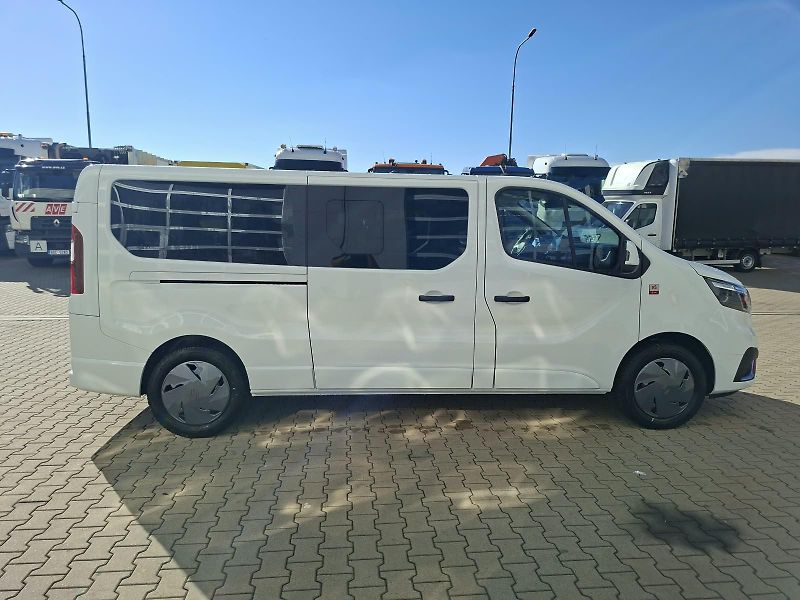 Renault Trafic (2026) L2H1 - 9 míst - fotka 6 z 23