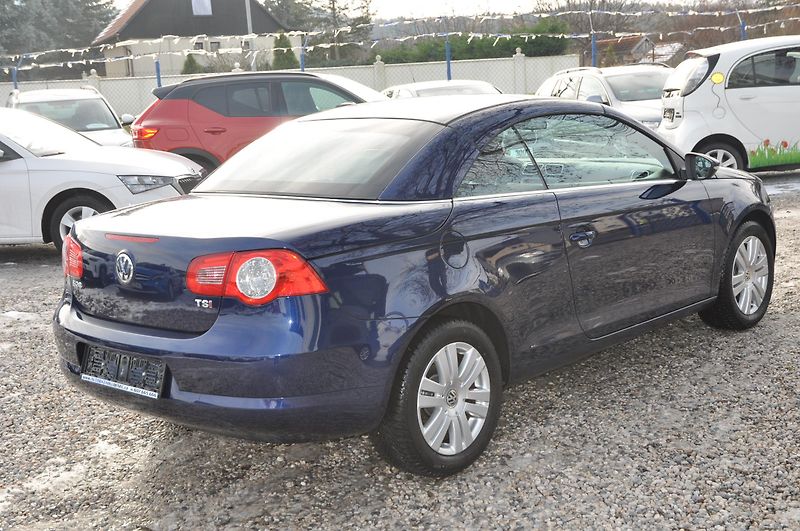 Volkswagen EOS 1.4TSi 90kW KŮŽE - fotka 7 z 18