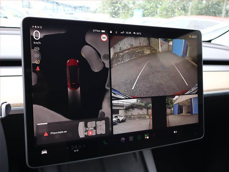 Tesla Model Y (2022) Long Range AWD 79kWh, SoH 94% - fotka 16 z 23