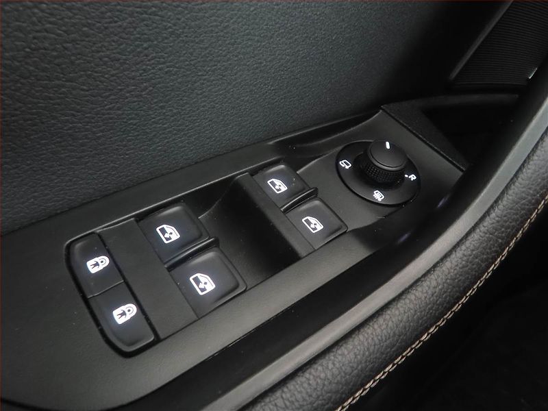 Škoda Superb (2021) Scout 2.0 TDI - fotka 18 z 18