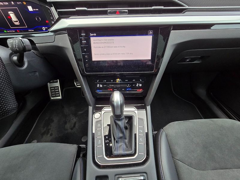 Volkswagen Arteon (2022) 2.0 TSi 235KW R-Line 4 motion - fotka 15 z 23