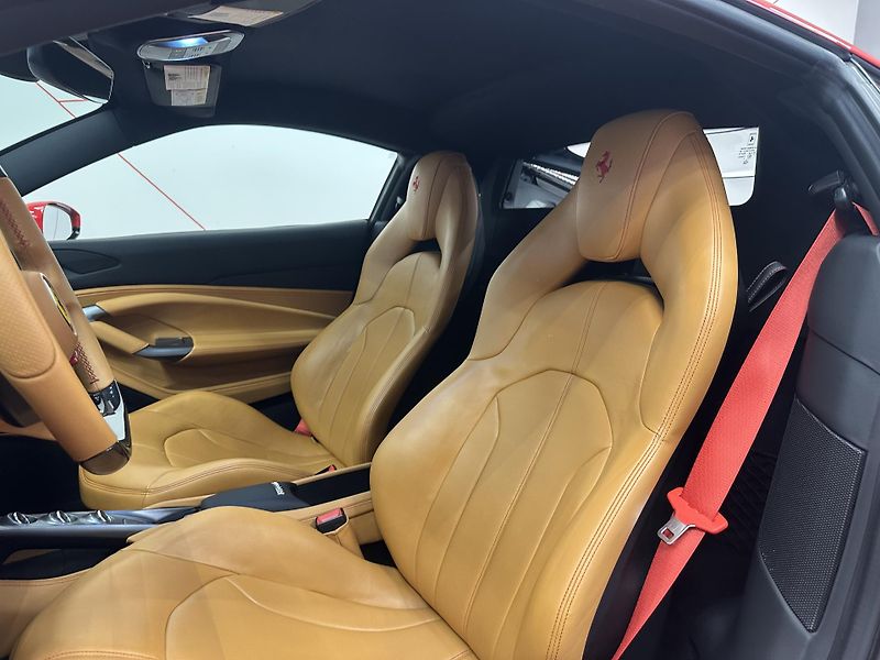 Ferrari F8 (2020) Tributo*360*LIFT*QUIO*TOP SPEC - fotka 7 z 13
