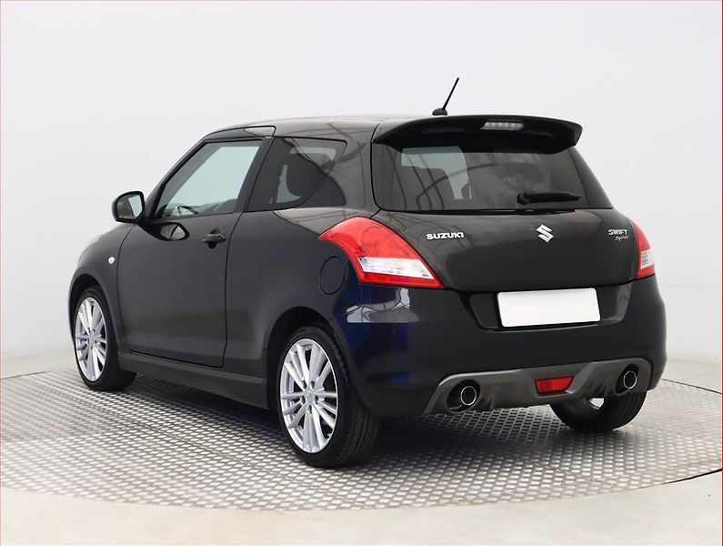 Suzuki Swift (2016) 1.6 Sport, Tempomat - fotka 4 z 16