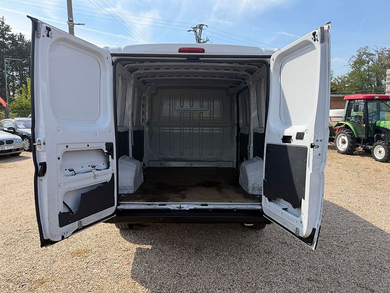Peugeot Boxer 2.2BHDI 88kw*L1H1*CZ*DPH* - fotka 5 z 29