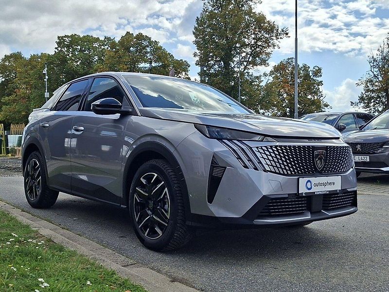 Peugeot 3008 ALLURE HYBRID 145k e-DCS6 - fotka 8 z 29