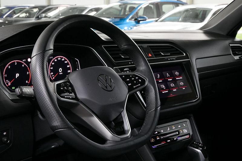 Volkswagen Tiguan Allspace 2.0TDI 147kW R-Line ZÁRUKA 7m - fotka 19 z 44