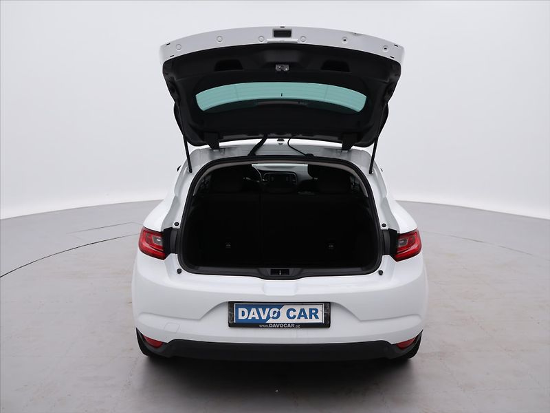 Renault Mégane 1,6 SCe 84kW Klimatizace CZ - fotka 9 z 26