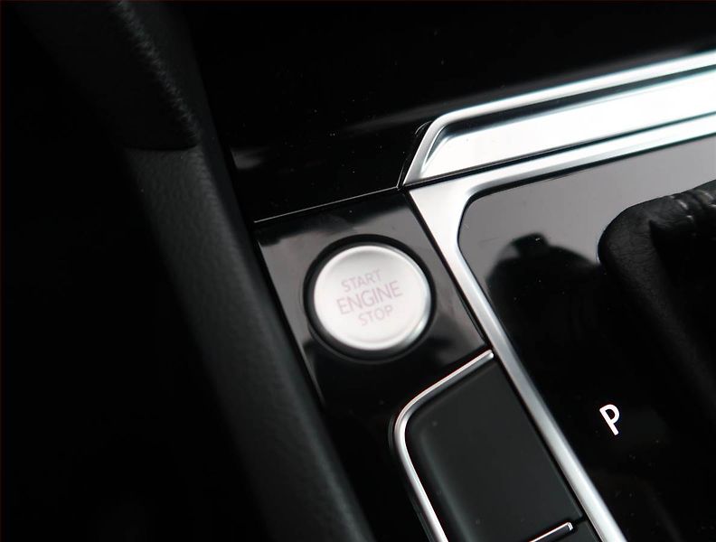 Volkswagen Arteon (2023) R-line 2.0 TDI - fotka 21 z 24