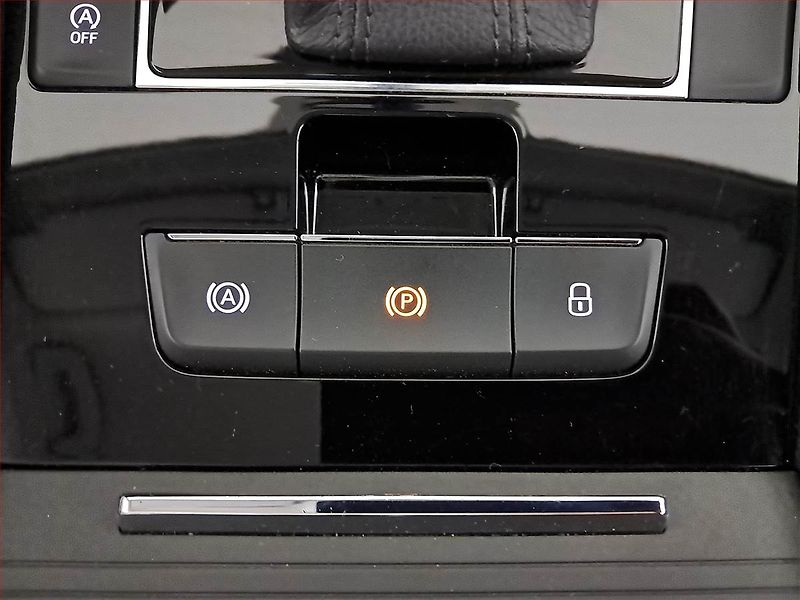 Škoda Superb (2019) 2.0 TDI, 4X4, Automat - fotka 18 z 19