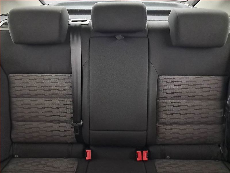 Škoda Octavia (2012) Ambition 1.4 TSI, Navi - fotka 10 z 18