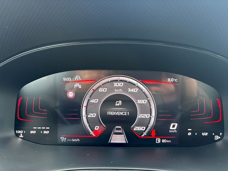 Seat Arona (2023) 1.0TSI 81kW FR ACC - fotka 15 z 35