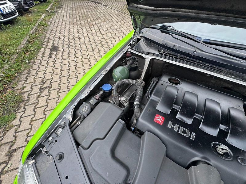 Citroën Xantia (2000) 2.0 HDI 66 KW STK - fotka 43 z 43