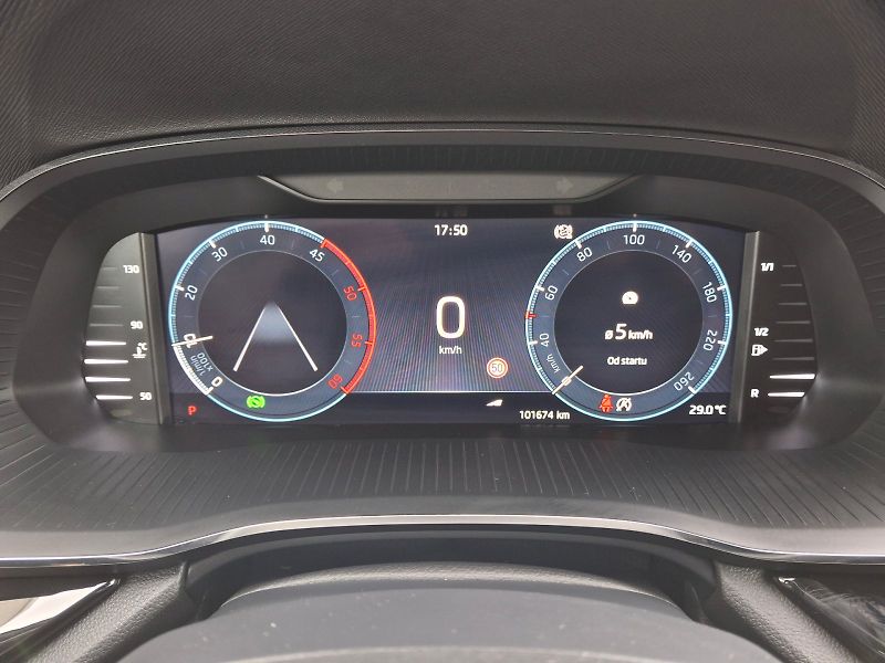 Škoda Octavia (2022) Combi Style Plus DSG 4x4 2,0TD - fotka 18 z 35