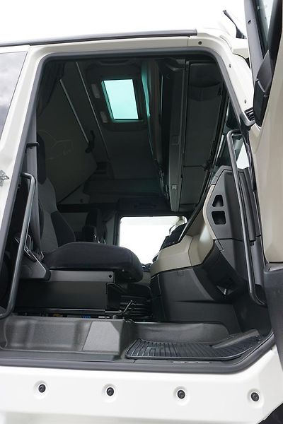 MAN TGX (2022) 18.470 / EURO 6 / GX / ACC / I - fotka 8 z 51