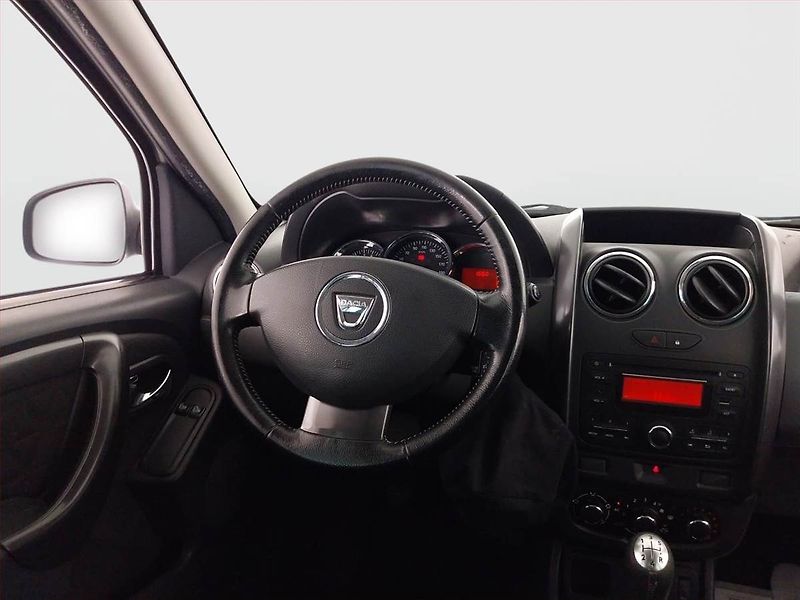 Dacia Duster (2014) 1.6 16V, LPG, Park. senzory - fotka 7 z 16